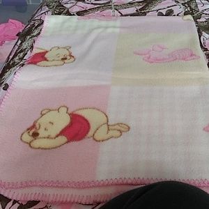 Winnie Poo baby blanket